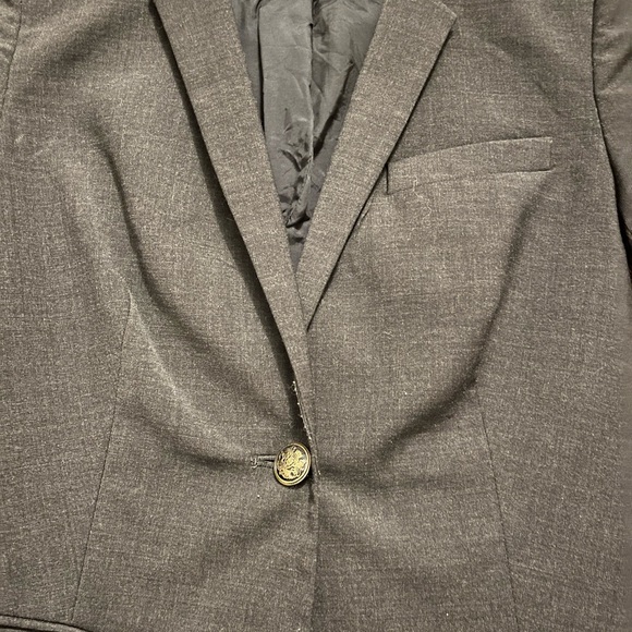 Aritzia Blazer - Picture 2 of 2